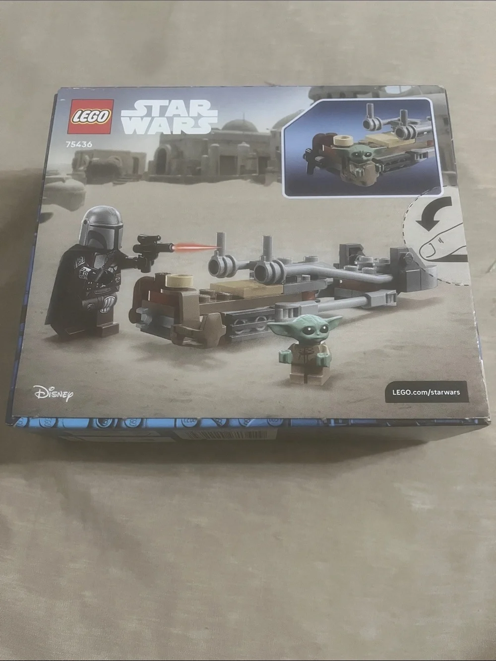 Star Wars Mandalorian and Grogu Movie Poster & Lego Set 5/4/26 Exclusive NEW - Picture 7 of 7